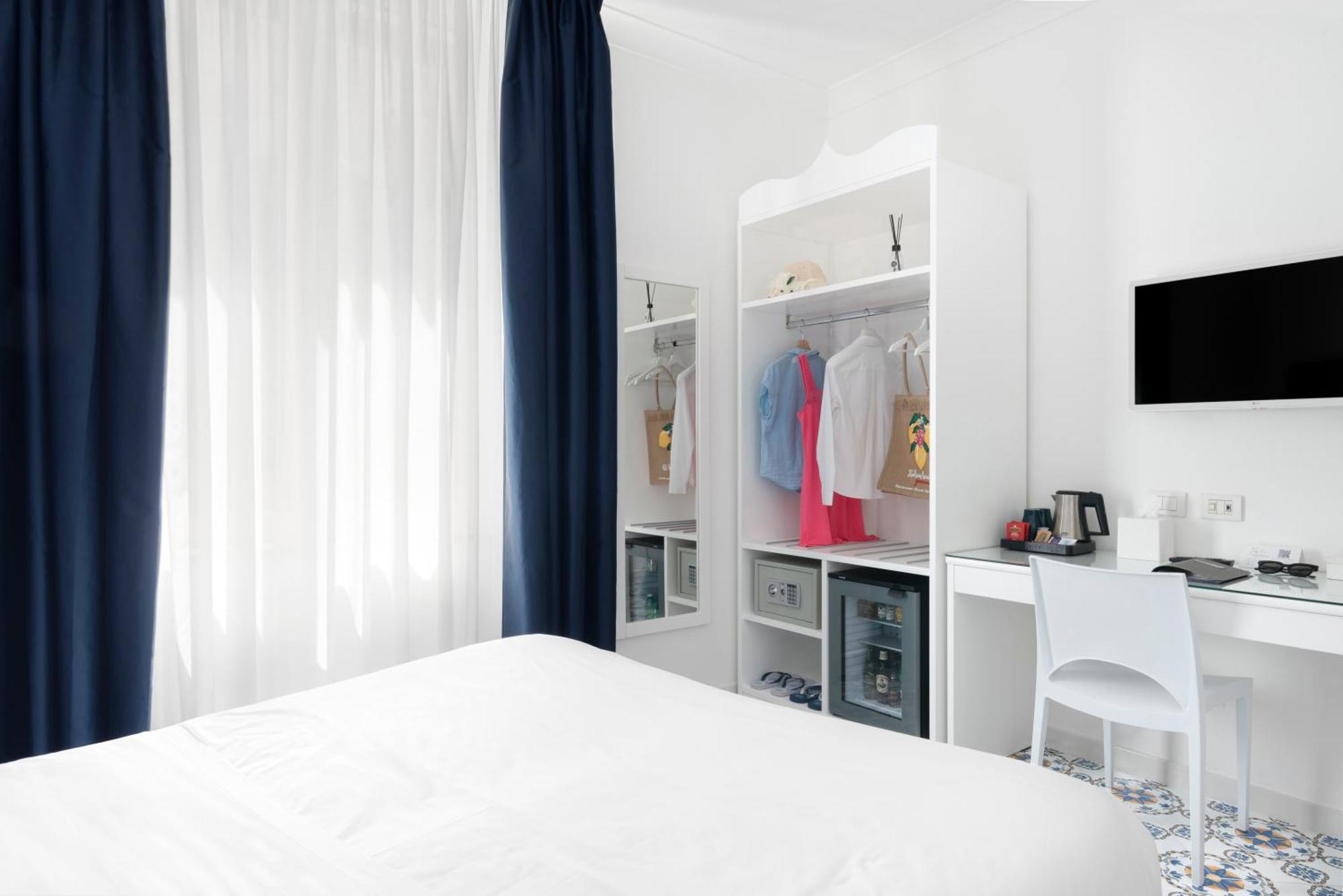 Hotel Bougainville Positano Zimmer foto