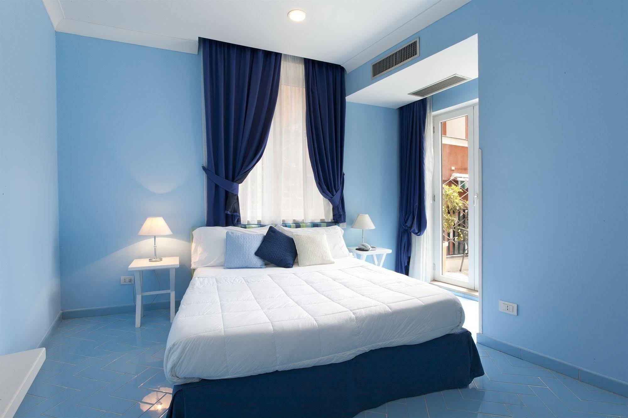 Hotel Bougainville Positano Exterior foto